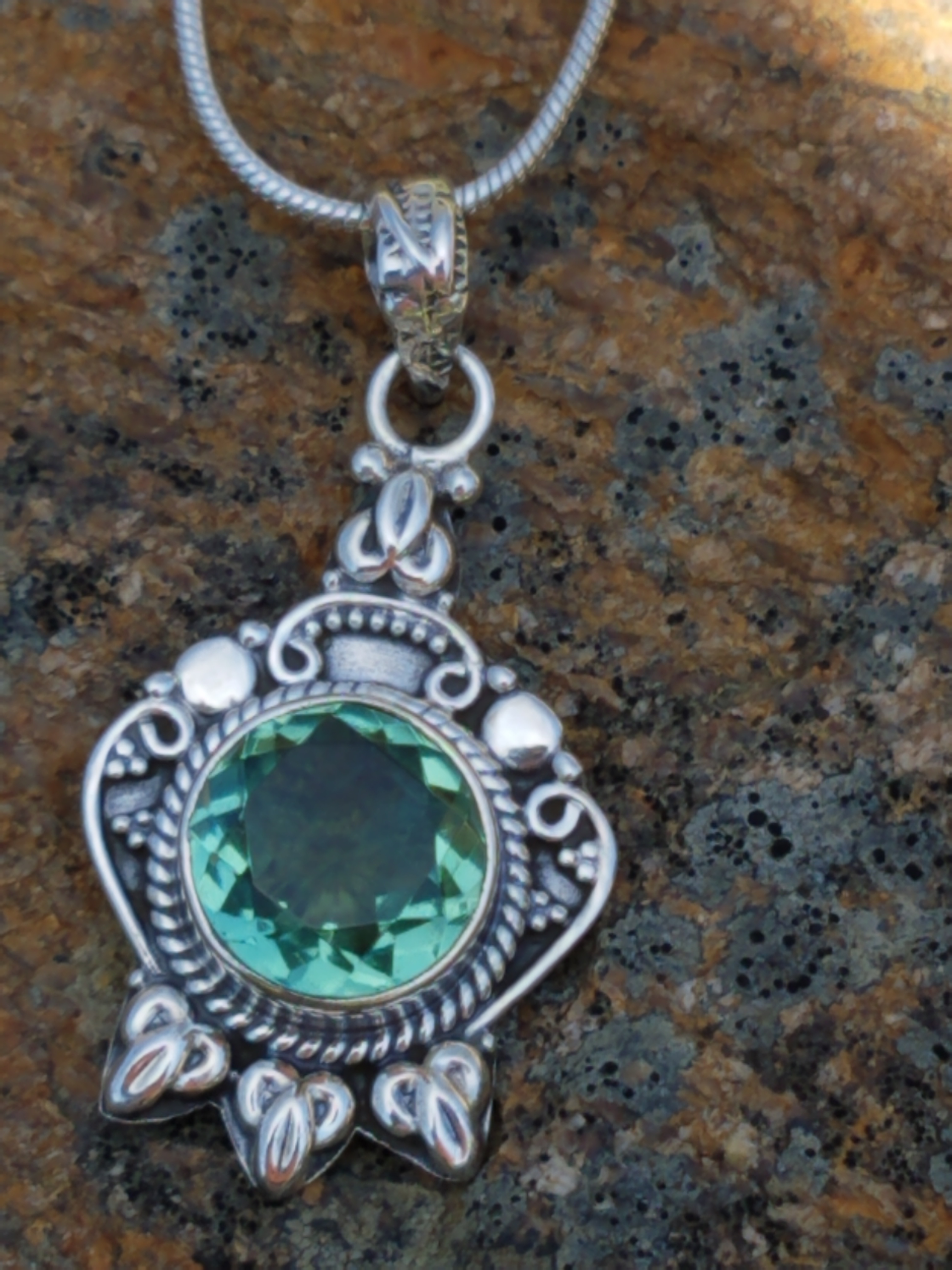 Prasiolite Green Amethyst 925Sterling Silver Pendant Necklace Animal